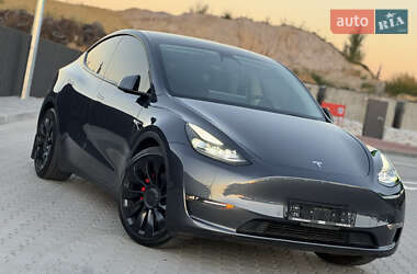 Внедорожник / Кроссовер Tesla Model Y 2022 в 