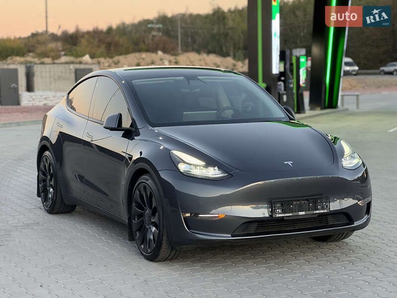 Позашляховик / Кросовер Tesla Model Y 2022 в Вінниці
