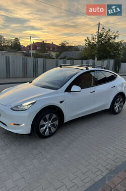 Позашляховик / Кросовер Tesla Model Y 2022 в 