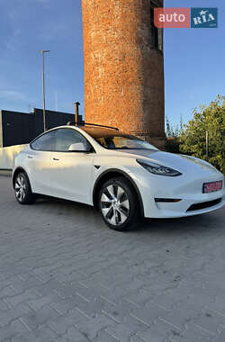 Позашляховик / Кросовер Tesla Model Y 2022 в 