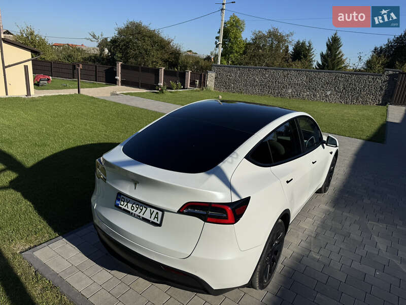 Внедорожник / Кроссовер Tesla Model Y 2021 в Хмельницком