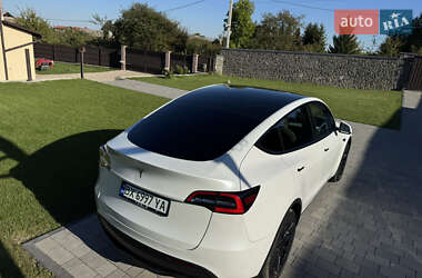 Внедорожник / Кроссовер Tesla Model Y 2021 в 