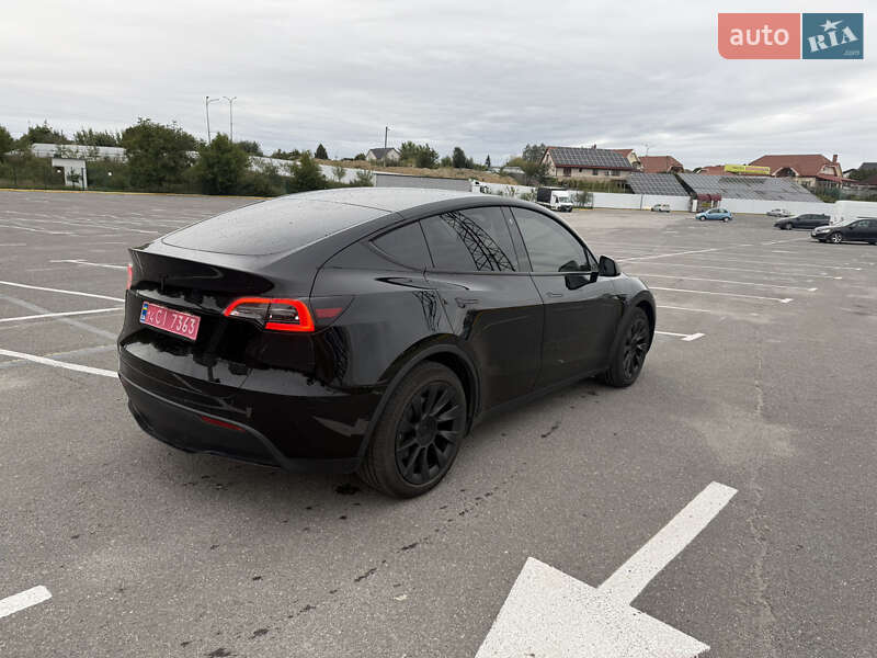 Внедорожник / Кроссовер Tesla Model Y 2022 в Ужгороде
