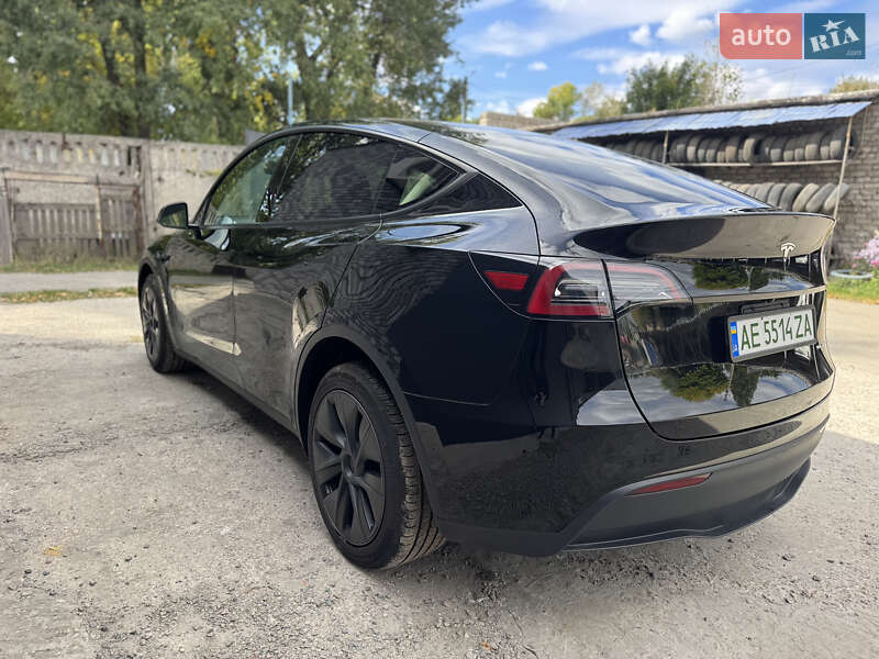 Внедорожник / Кроссовер Tesla Model Y 2024 в Днепре фото 12 Внедорожник / Кроссовер Tesla Model Y 2024 в Днепре