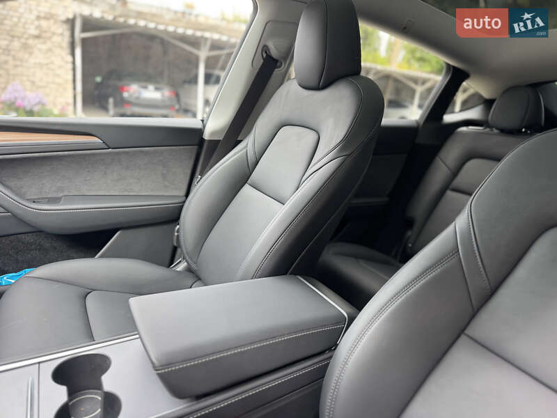 Внедорожник / Кроссовер Tesla Model Y 2024 в Днепре фото 32 Внедорожник / Кроссовер Tesla Model Y 2024 в Днепре