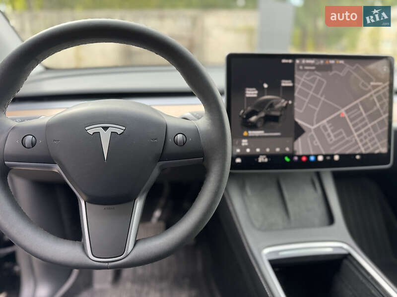 Внедорожник / Кроссовер Tesla Model Y 2024 в Днепре фото 35 Внедорожник / Кроссовер Tesla Model Y 2024 в Днепре