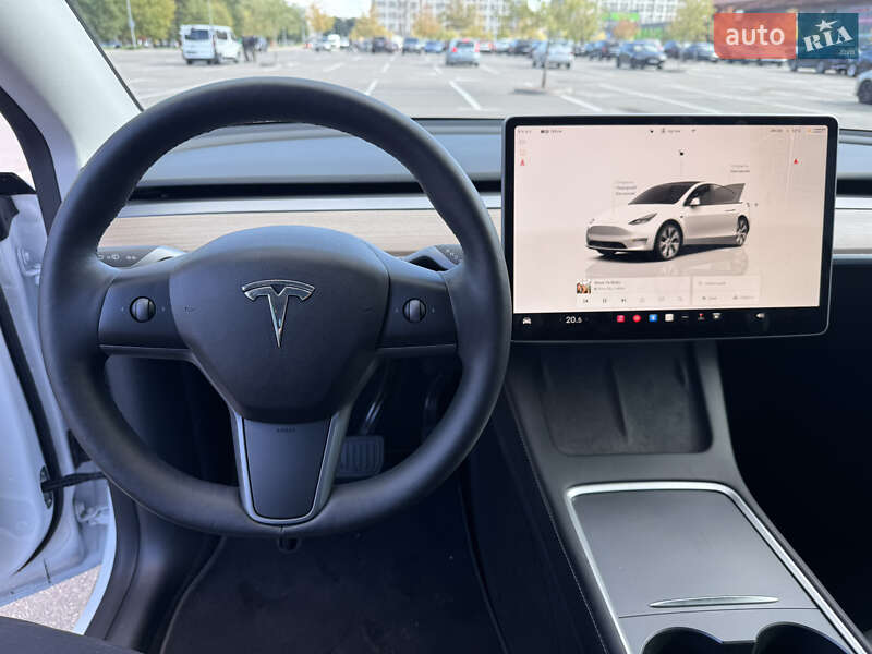 Позашляховик / Кросовер Tesla Model Y 2023 в Києві
