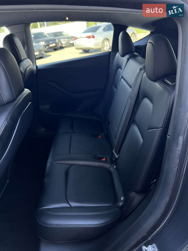 Внедорожник / Кроссовер Tesla Model Y 2022 в Луцке