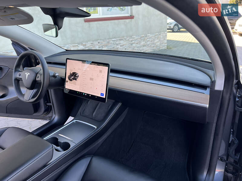 Внедорожник / Кроссовер Tesla Model Y 2022 в Луцке