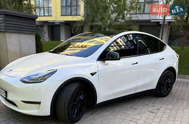 Позашляховик / Кросовер Tesla Model Y 2021 в 