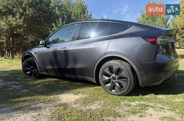 Внедорожник / Кроссовер Tesla Model Y 2024 в Киеве