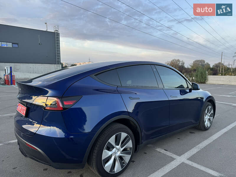 Позашляховик / Кросовер Tesla Model Y 2023 в Ірпені