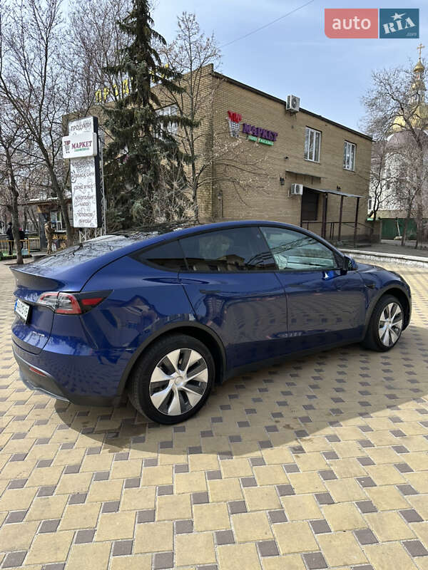 Внедорожник / Кроссовер Tesla Model Y 2021 в Киеве