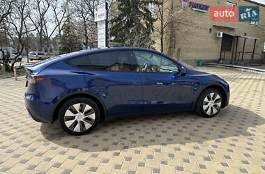 Позашляховик / Кросовер Tesla Model Y 2021 в 