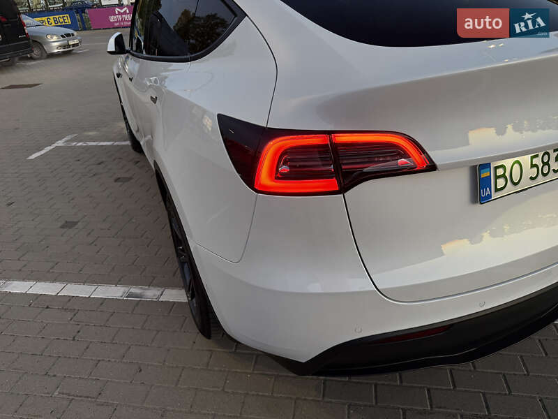 Позашляховик / Кросовер Tesla Model Y 2022 в Тернополі