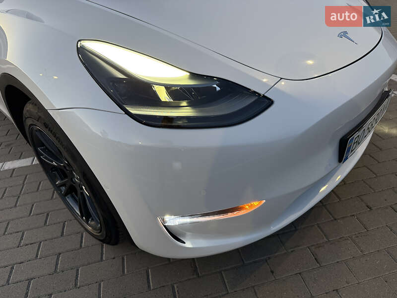 Позашляховик / Кросовер Tesla Model Y 2022 в Тернополі
