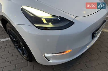 Внедорожник / Кроссовер Tesla Model Y 2022 в 