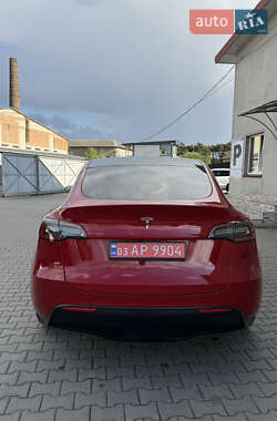 Позашляховик / Кросовер Tesla Model Y 2021 в 