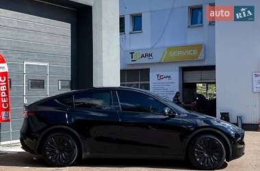 Внедорожник / Кроссовер Tesla Model Y 2023 в 