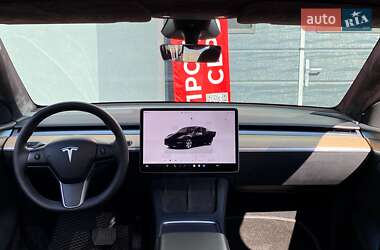 Внедорожник / Кроссовер Tesla Model Y 2023 в 