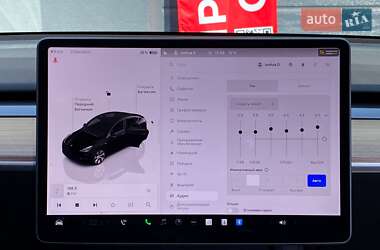 Внедорожник / Кроссовер Tesla Model Y 2023 в 