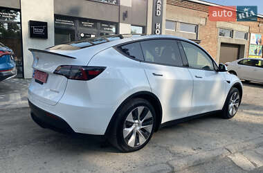 Позашляховик / Кросовер Tesla Model Y 2023 в 