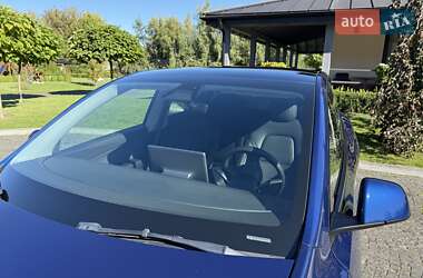 Внедорожник / Кроссовер Tesla Model Y 2022 в 