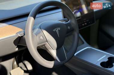 Внедорожник / Кроссовер Tesla Model Y 2022 в 