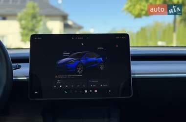Внедорожник / Кроссовер Tesla Model Y 2022 в 