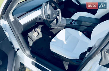 Внедорожник / Кроссовер Tesla Model Y 2021 в 