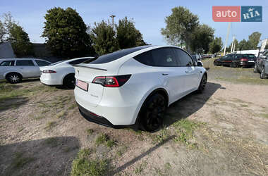Позашляховик / Кросовер Tesla Model Y 2022 в 