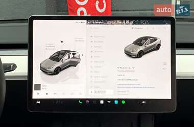 Позашляховик / Кросовер Tesla Model Y 2024 в 