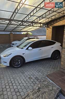 Tesla Model Y 2020