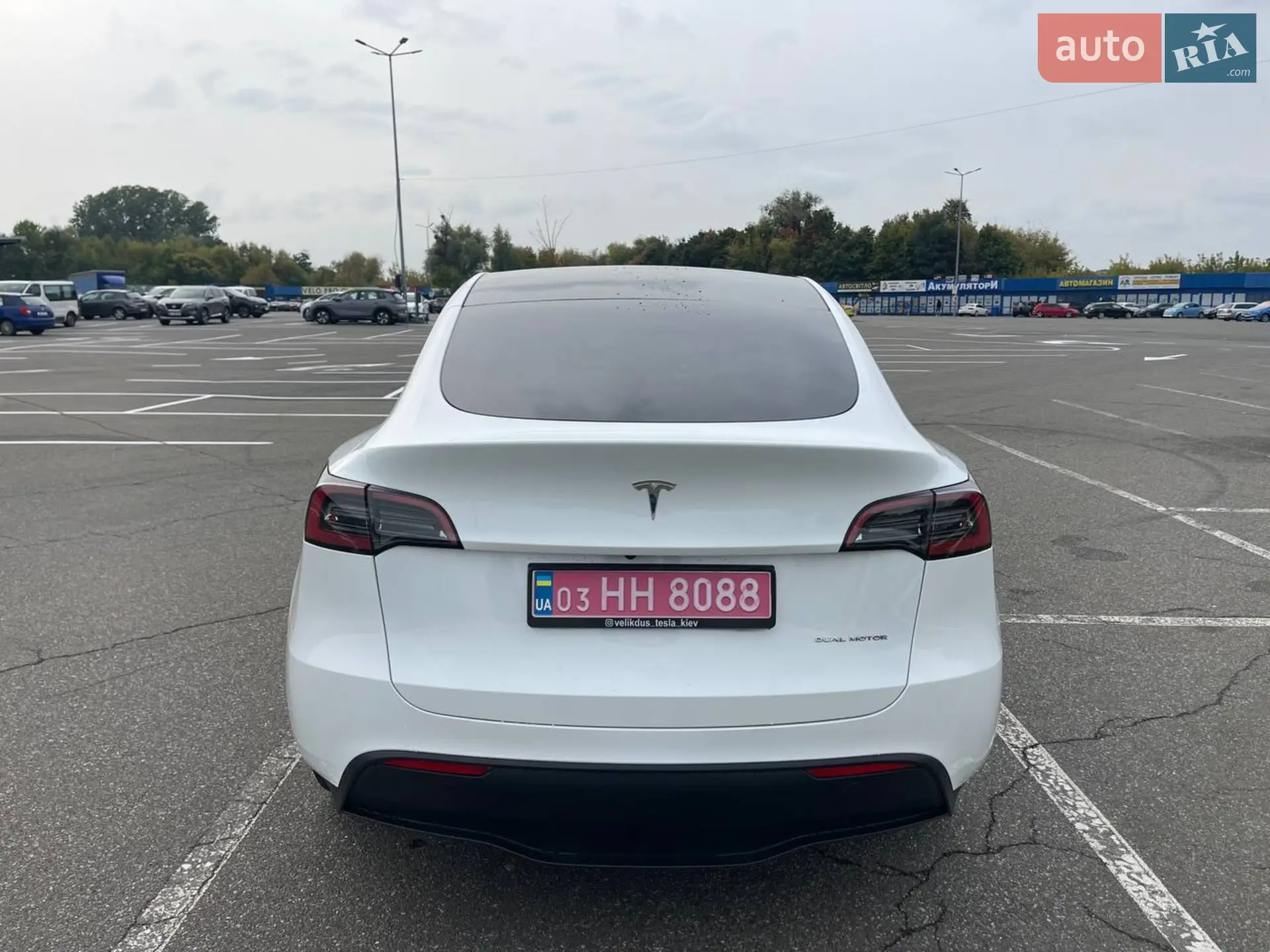 2023 Tesla Model Y - мініатюра 9