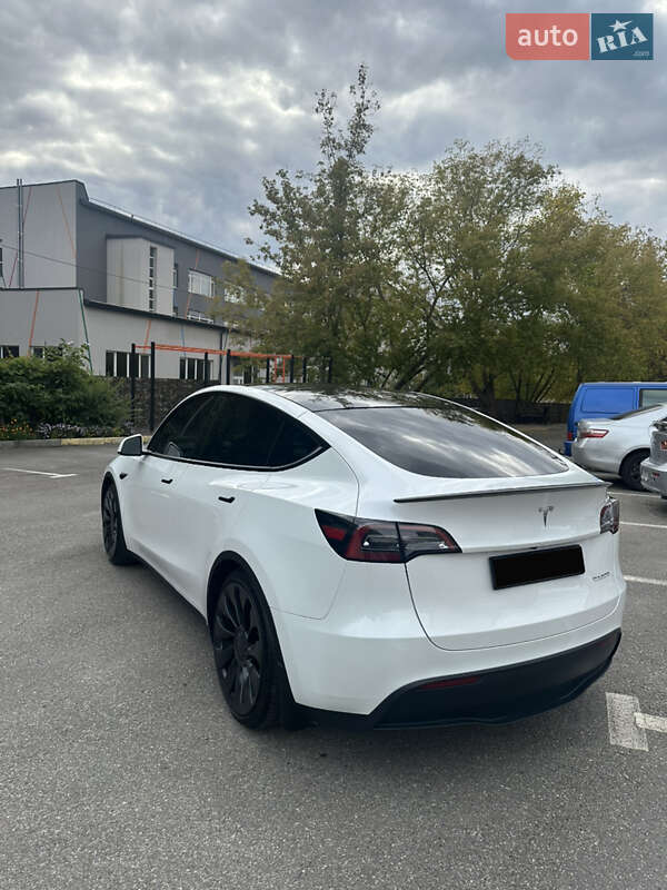 Внедорожник / Кроссовер Tesla Model Y 2023 в Харькове