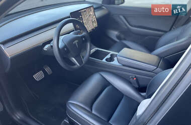 Позашляховик / Кросовер Tesla Model Y 2021 в 