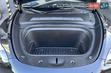 Позашляховик / Кросовер Tesla Model Y 2021 в 