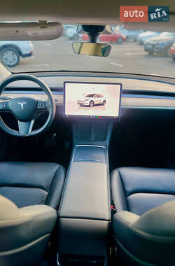 Позашляховик / Кросовер Tesla Model Y 2022 в 