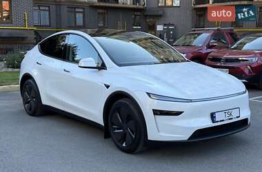 Tesla Model Y 2025 Tesla Model Y 2025
