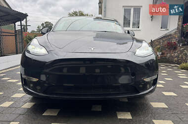Позашляховик / Кросовер Tesla Model Y 2023 в 
