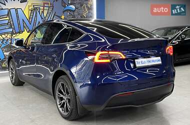 Внедорожник / Кроссовер Tesla Model Y 2024 в 