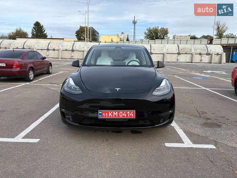 Позашляховик / Кросовер Tesla Model Y 2023 в Харкові