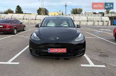 Позашляховик / Кросовер Tesla Model Y 2023 в 