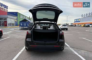 Позашляховик / Кросовер Tesla Model Y 2023 в 