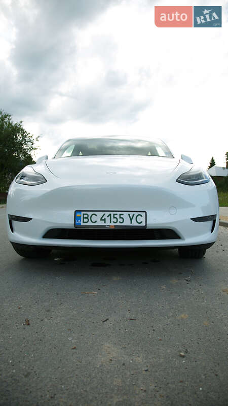 Внедорожник / Кроссовер Tesla Model Y 2020 в 