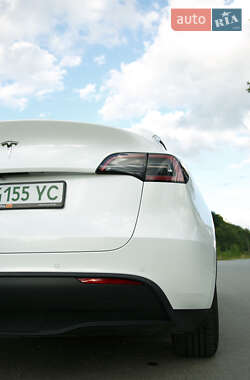 Внедорожник / Кроссовер Tesla Model Y 2020 в 
