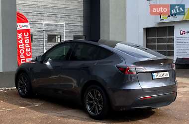 Позашляховик / Кросовер Tesla Model Y 2023 в 