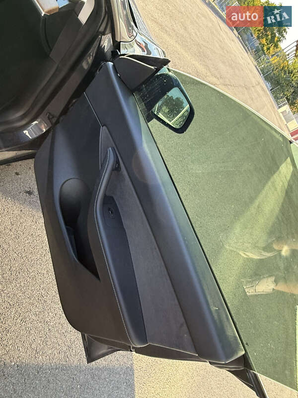 Внедорожник / Кроссовер Tesla Model Y 2022 в Днепре