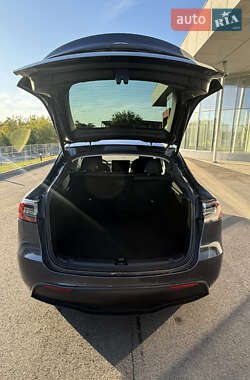 Позашляховик / Кросовер Tesla Model Y 2022 в 