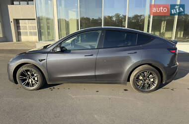 Позашляховик / Кросовер Tesla Model Y 2022 в 